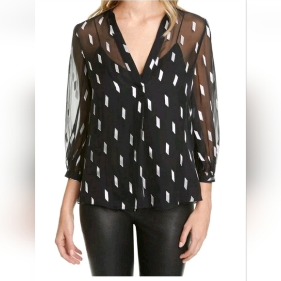 Alice + Olivia Tops - ALICE + OLIVIA Sheila Sheer Black Blouse size XS.